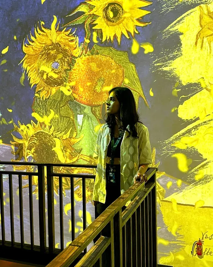 Immersive Van Gogh sunflowers exhibit